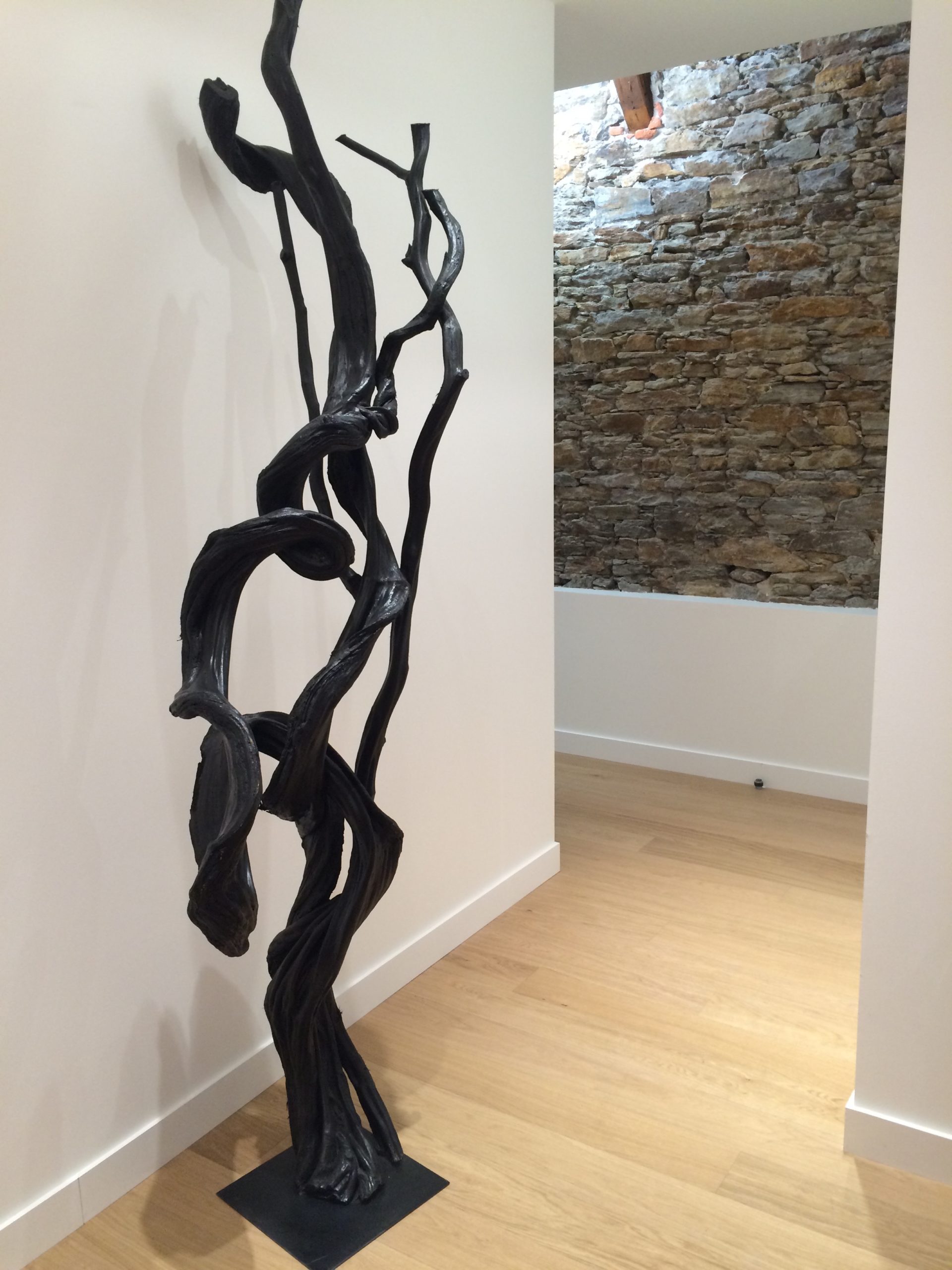 Piquage et sablage d’un mur en pierre gallery