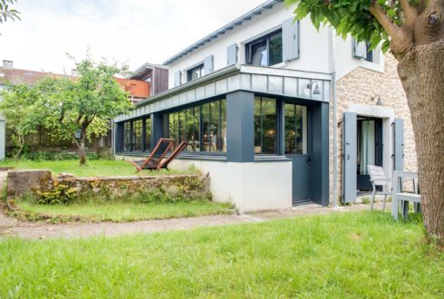 Rénovation et surélévation d'une maison en pierre