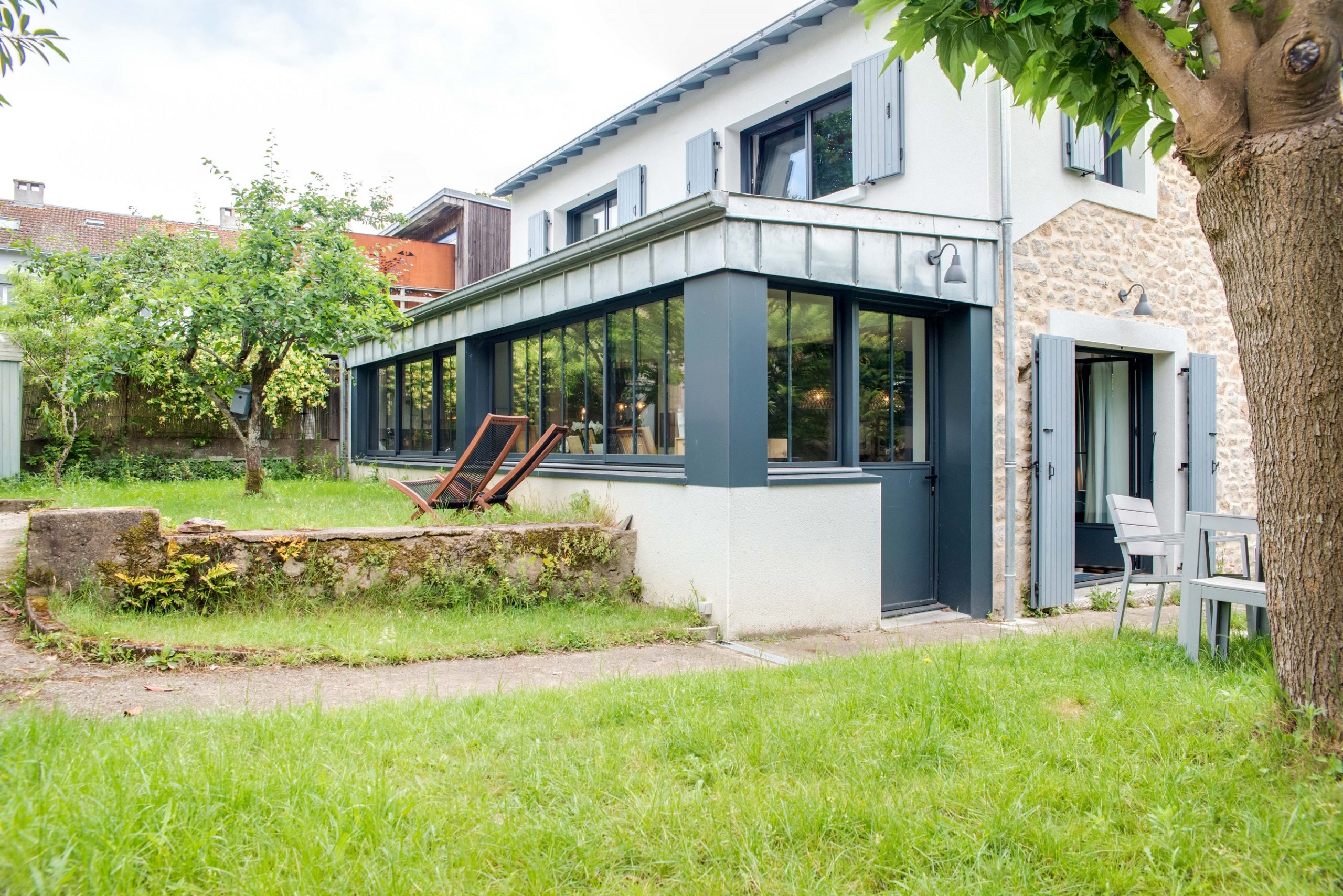 Rénovation et surélévation d’une maison en pierre gallery