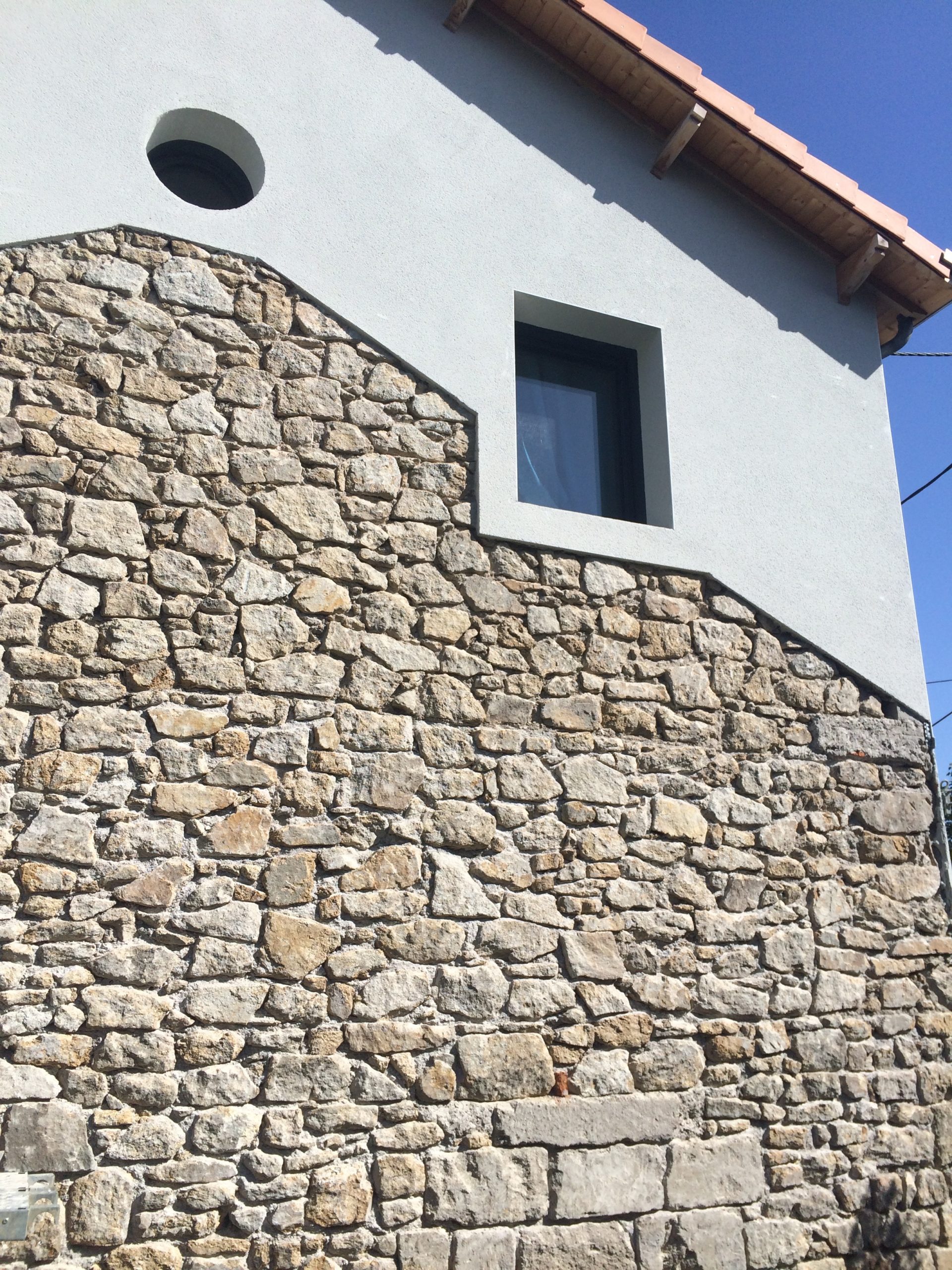 Rénovation et surélévation d’une maison en pierre gallery