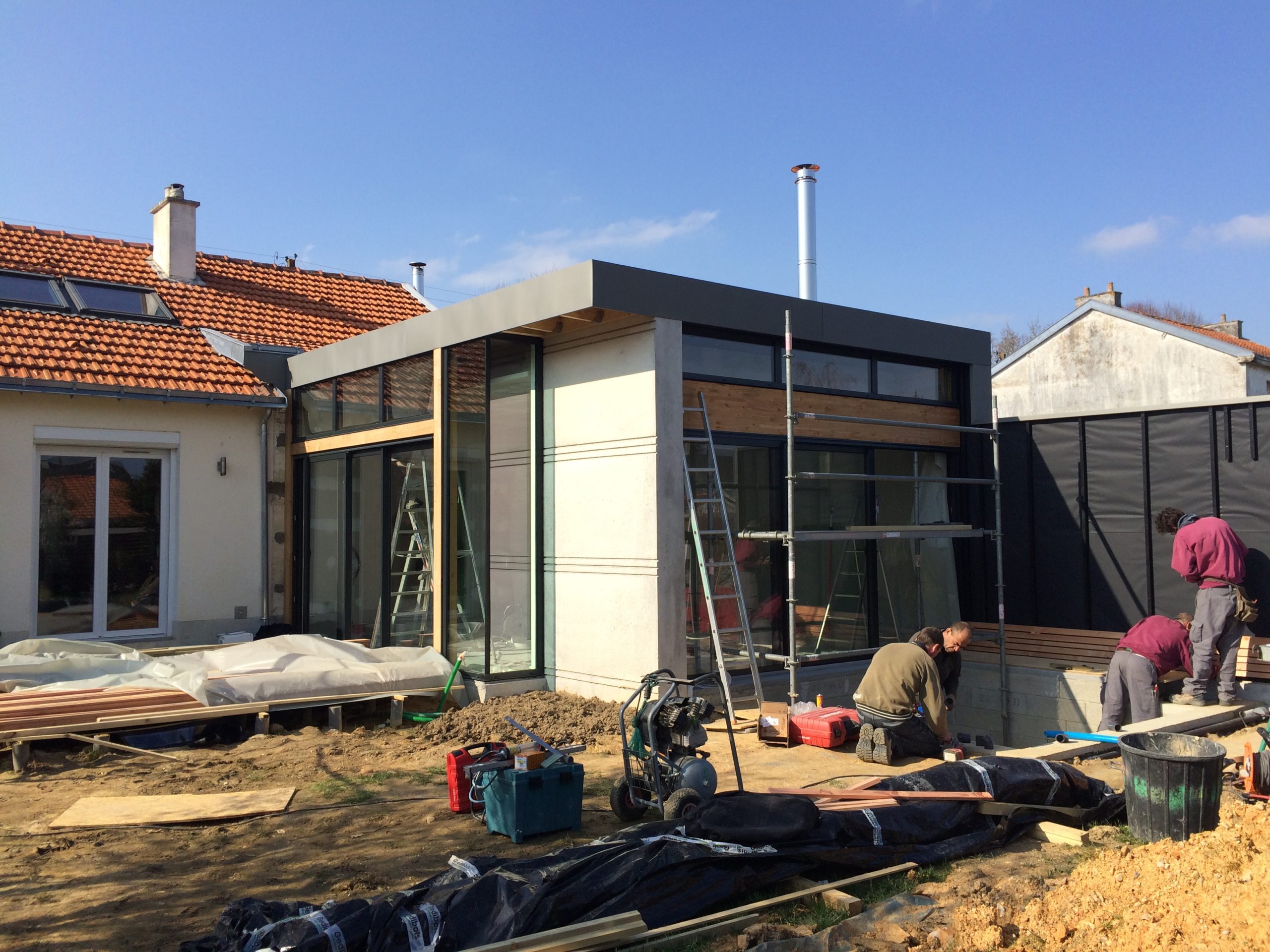 Extension d’une maison avec mur en béton banché gallery